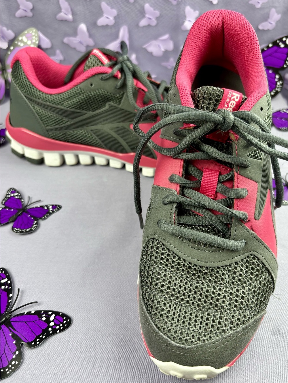 Reebok Women's Dark Gray & Pink Athletic Sneakers
